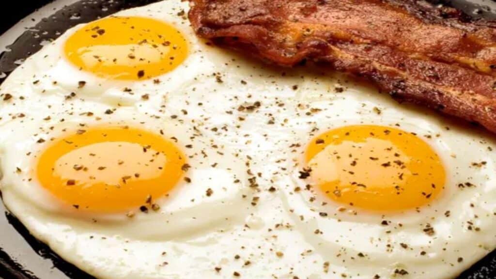 Τα αυγά και το μπέικον των Αμερικάνων